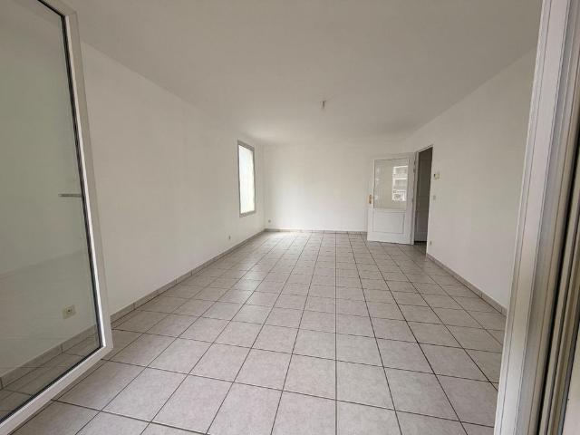 Location Appartement 3 pièces 88m² MEYZIEU 69330