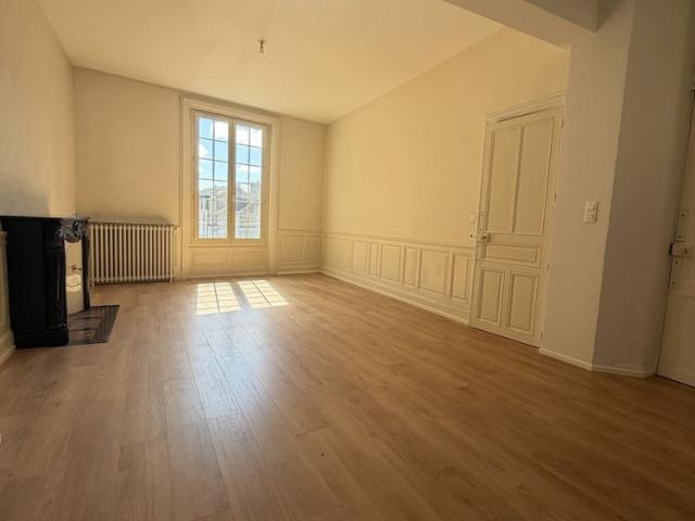 Location Appartement 3 pièces 88m² POITIERS 86000