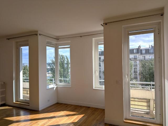 Location Appartement 3 pièces 88m² PARIS 16ème