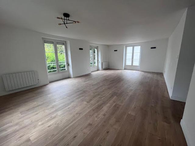 Location Appartement 3 pièces 93.76 m2 Compiegne