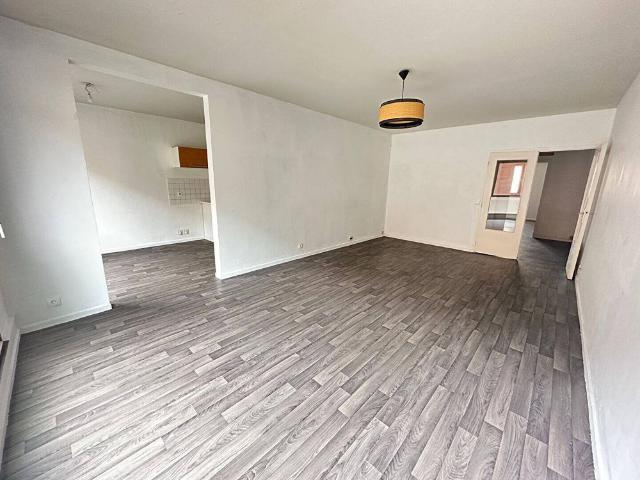 Location appartement 3 pièces 93.36 m² à Lille 59000 VIEUX LILLE