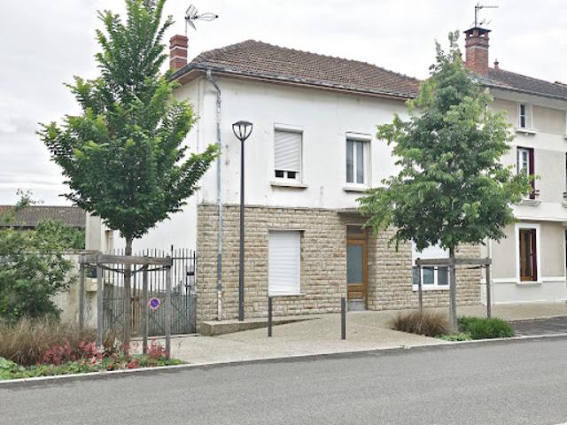 Location Appartement 3 pièces 93 m2 Epinouze