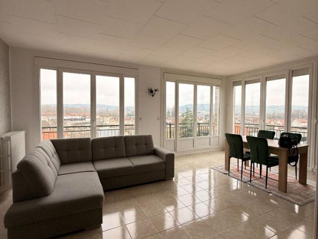 Location appartement 3 pièces, 90.36m², Soissons