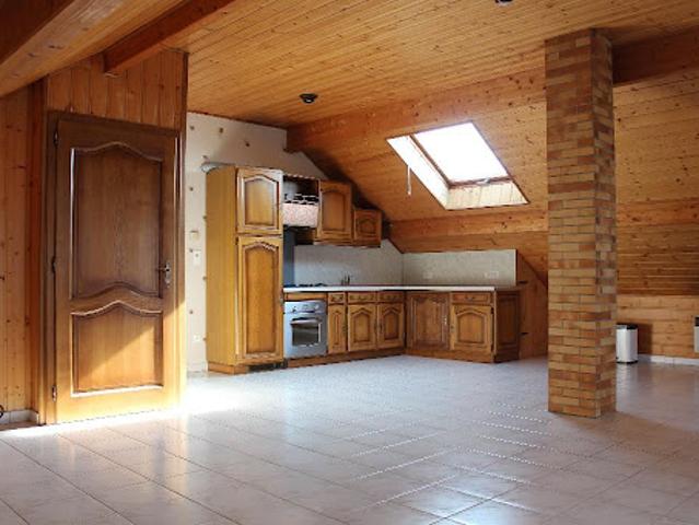 Location Appartement 3 pièces 90 m2 Hundling