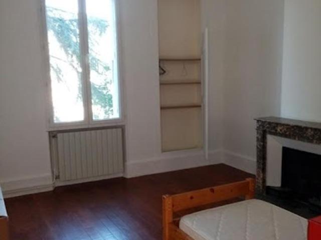 Location Appartement 3 pièces 90 m2 Romans sur isere