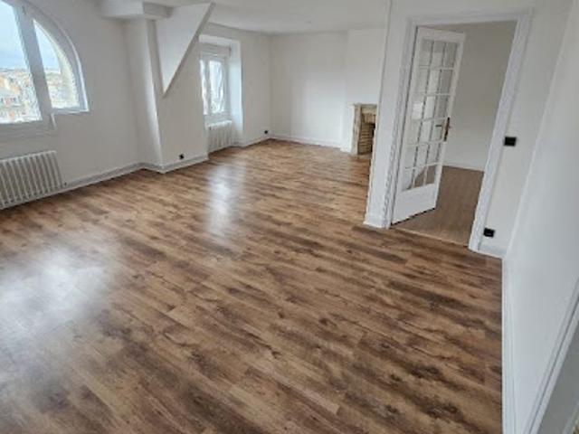 Location Appartement 3 pièces 90 m2 Saint Quentin