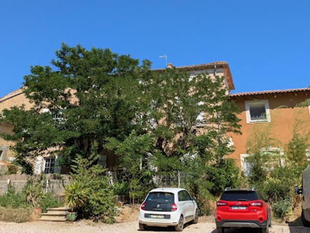 Location Appartement 3 pièces 90 m2 Servian