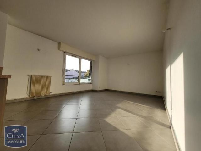 Location Appartement 3 pièces 90m² MACON 71000