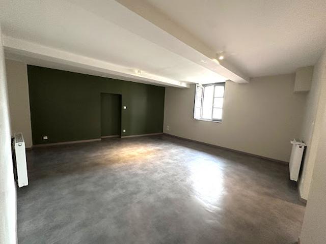 Location Appartement 3 pièces 92.62 m2 Caussade