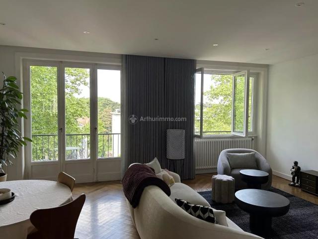 Location Appartement 3 pièces 92 m2 à Lyon 6