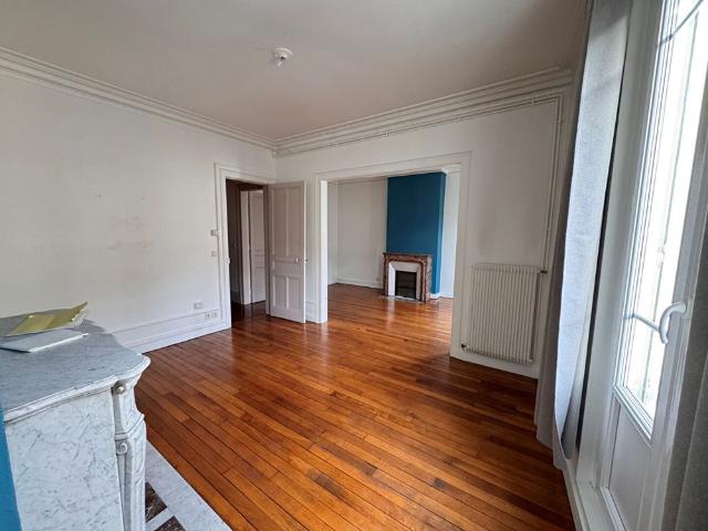 Location Appartement 3 pièces 92m²