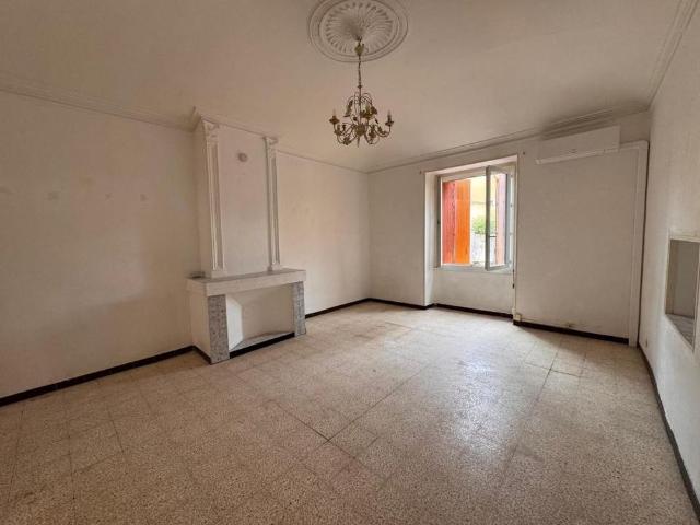 Location Appartement 3 pièces 92m² ST AMBROIX 30500