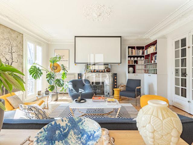 Location Appartement 3 pièces 95.47 m2 Paris 3ème