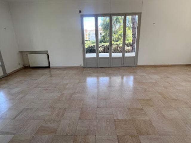 Location Appartement 3 pièces 95.01 m2 Juan les pins