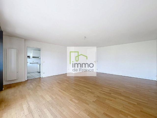 Location appartement 3 pièces 96.8 m² à La Madeleine 59110