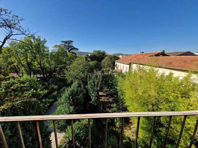 Location Appartement 3 pièces 96 m2 à Draguignan