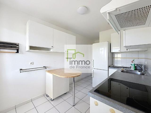 Location Appartement 3 pièces 96m²