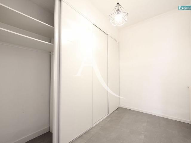 Location appartement 3 pièces, 98.00m², Montpellier