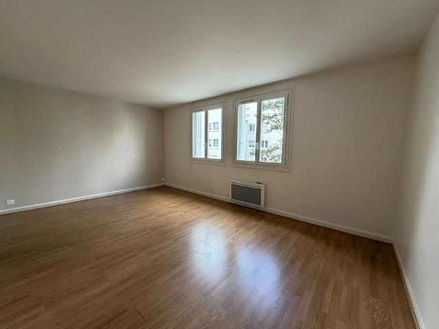 Location Appartement 3 pièces 99m²