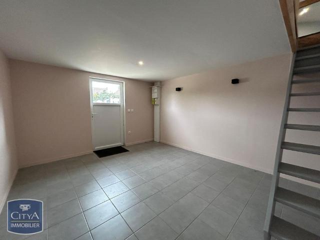 Location Appartement 3 pièces 99m² NEUVILLE ST REMY 59554