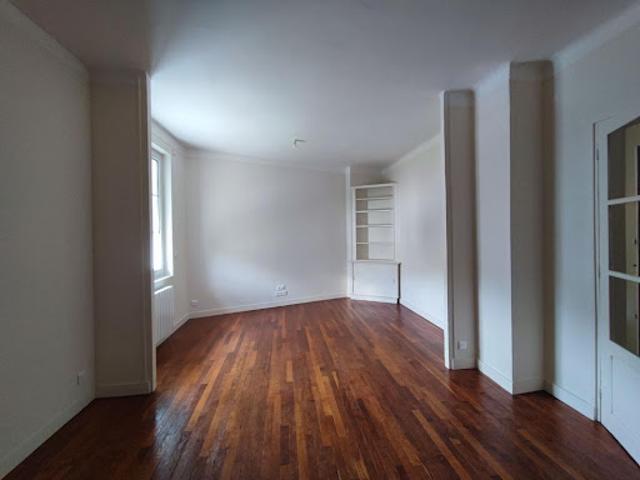 Location Appartement 3 pièces 0 m2 Chelles