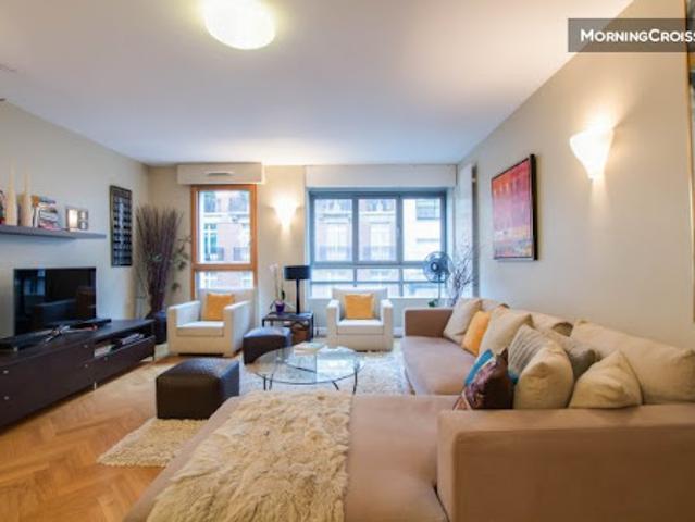 Location Appartement 3 pièces 100 m2 Paris 16ème