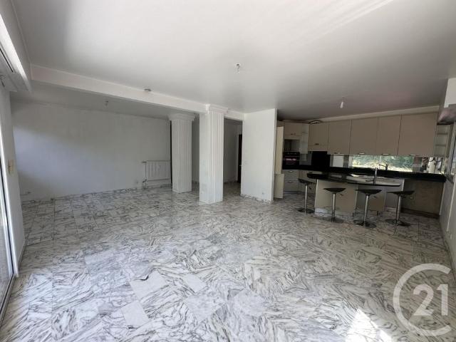 Location Appartement 3 pièces 100m² ANTIBES 06600
