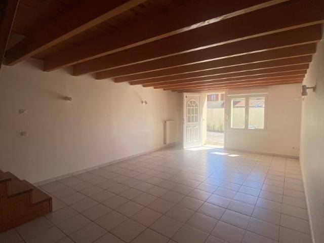 Location Appartement 3 pièces 100m²