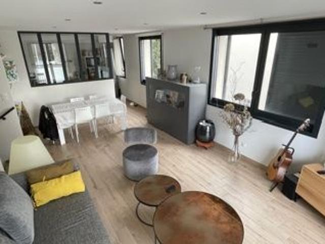 Location Appartement 3 pièces 100m²