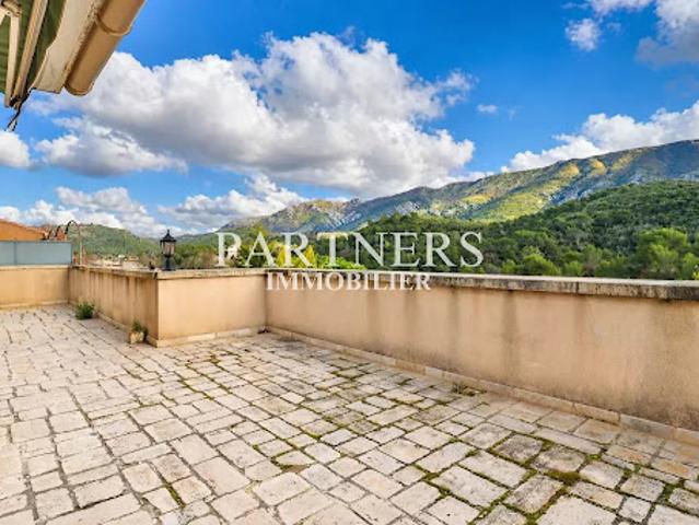Location Appartement 3 pièces 102.77 m2 Aix en Provence