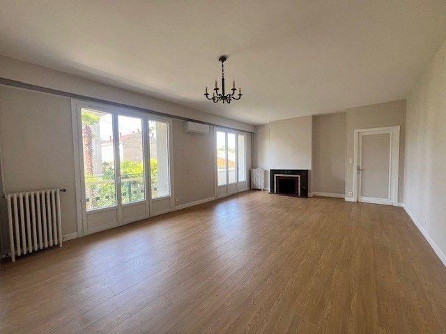 Location Appartement 3 pièces 104m² AGEN 47000