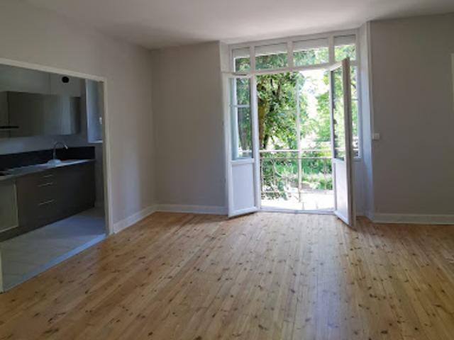 Location Appartement 3 pièces 105 m2 Rodez