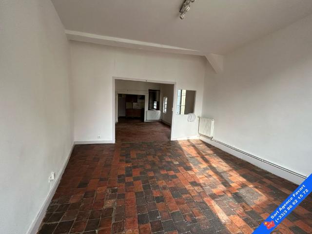 Location Appartement 3 pièces 105m² JOIGNY 89300