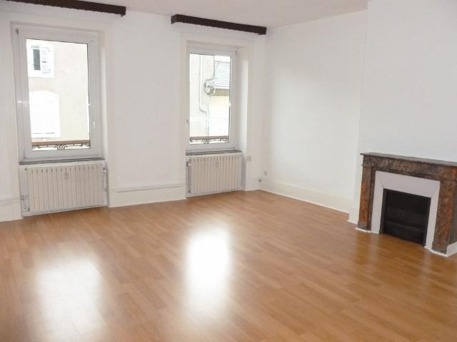 Location Appartement 3 pièces 105m²