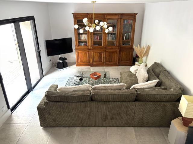 Location Appartement 3 pièces 109m² BOUC BEL AIR 13320