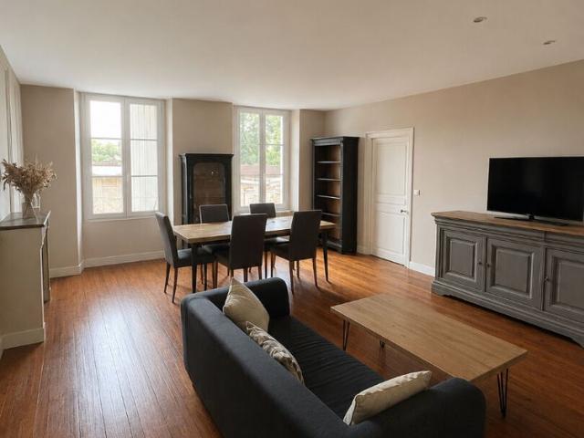 Location Appartement 3 pièces 113m²