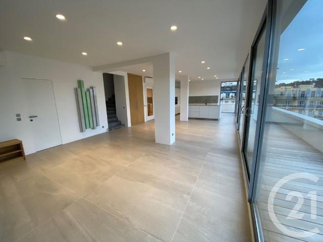 Location Appartement 3 pièces 124m² NICE 06000