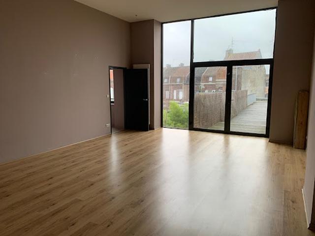 Location Appartement 3 pièces 126.22 m2 Roubaix