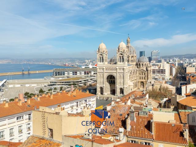 Location appartement 3 pièces 13002 Marseille