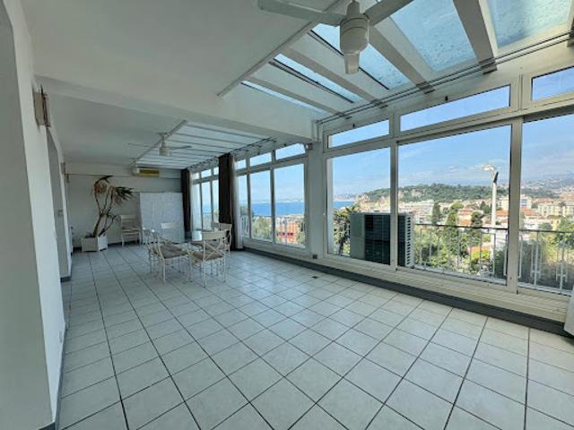 Location Appartement 4 pièces 132 m2 Nice