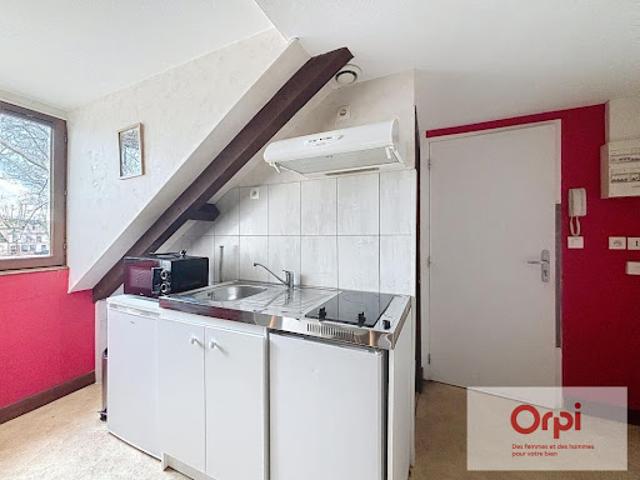 Location Appartement 3 pièces 24 m2 Montluçon