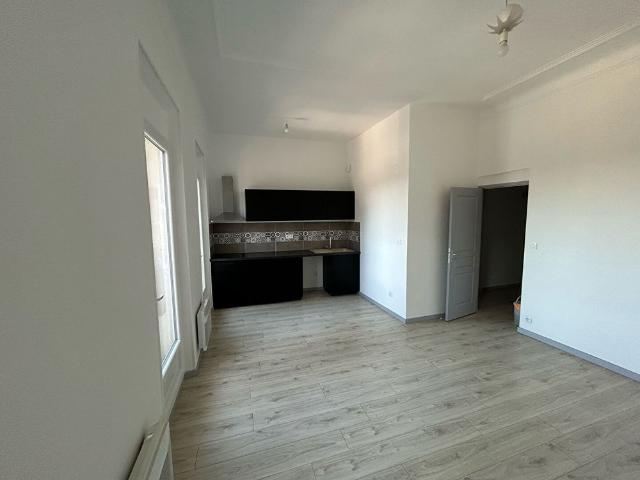 Location appartement, 3 pièces, 2 chambres, surface 54m²