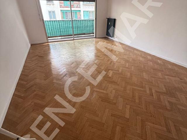 Location appartement, 3 pièces, 2 chambres, surface 87m²