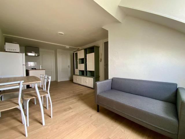 Location appartement 3 pièces, 34.45m², Jonzac