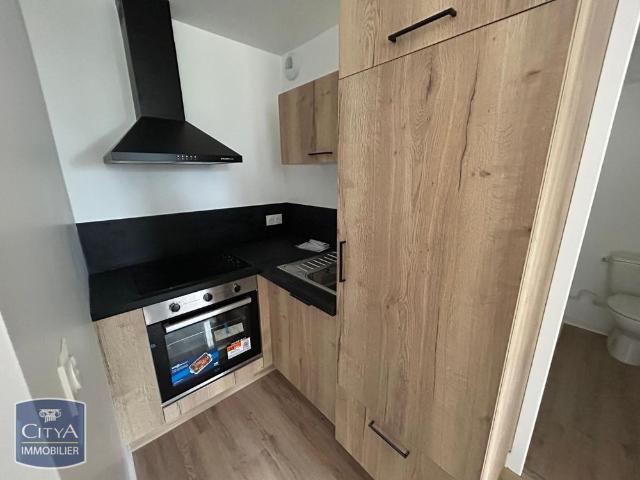 Location Appartement 3 pièces 36m² CHANGE 53810