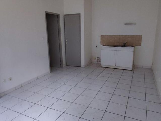 Location Appartement 3 pièces 39m² LA FERTE MACE 61600