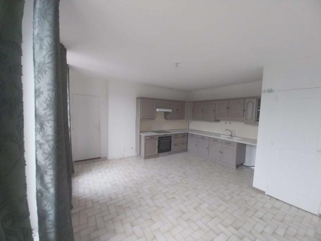 Location appartement 3 pièces Thiberville 27