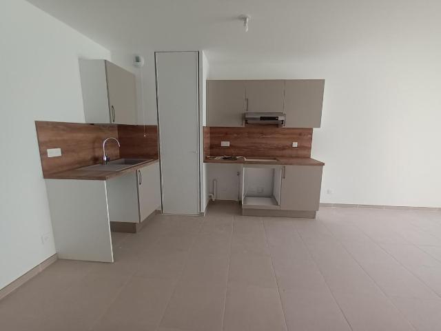 Location appartement 3 pièces TOULON 65m² à 977.07€/mois CDC Habitat
