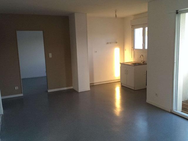 Location appartement 3 pièces Vihiers 49