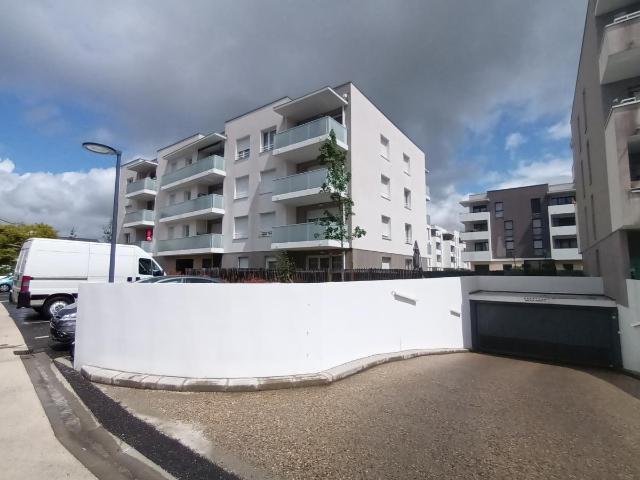 Location appartement 3 pièces VILLENAVE D ORNON 65m² à 791.36€/mois CDC Habitat